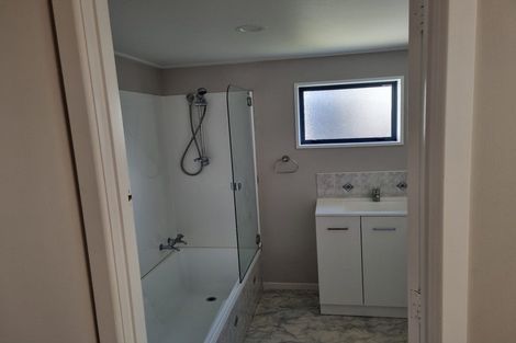 Photo of property in 17 Kent Street, Kingston, Athol, 9793