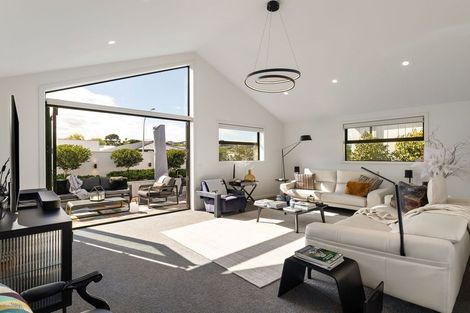 Photo of property in 62 Freedom Drive, Kelvin Grove, Palmerston North, 4414