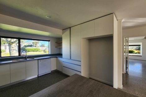 Photo of property in 7 Kaitake Place, Oakura, 4314