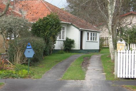 Photo of property in 2 Treloar Street, Fairfield, Hamilton, 3214