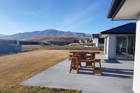 Photo of property in 19 Mistake Drive, Lake Tekapo, 7999