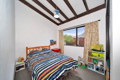 Photo of property in 20 Puketotara Street, Highlands Park, New Plymouth, 4312