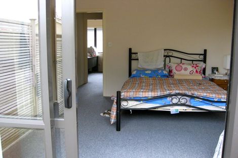 Photo of property in 7 Richard Hill Close, Fairview Heights, Auckland, 0632