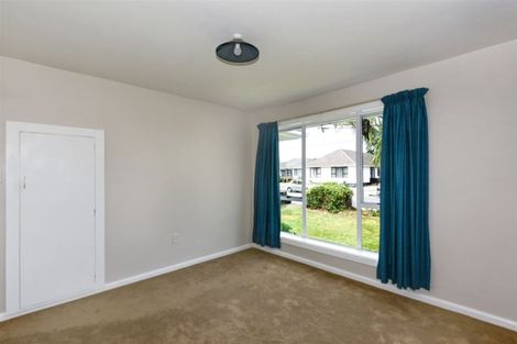 Photo of property in 63 Acacia Avenue, Upper Riccarton, Christchurch, 8041
