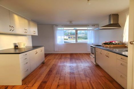 Photo of property in 15 Whiteman Road, Kawakawa, 0210