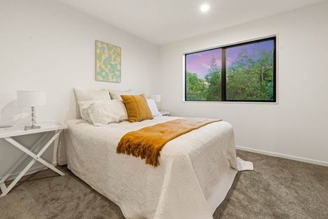 Photo of property in 208e Ti Rakau Drive, Pakuranga Heights, Auckland, 2010