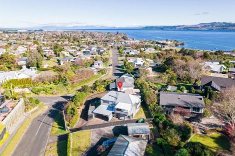 Photo of property in 3 Boundary Road, Waipahihi, Taupo, 3330