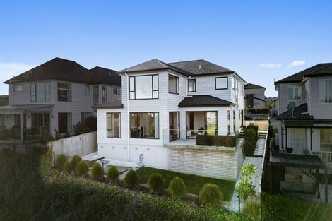 Photo of property in 22 Cassidy Drive, Orewa, 0931