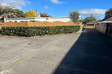 Photo of property in 9a Phoenix Avenue, Hokowhitu, Palmerston North, 4410