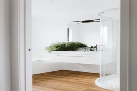 Photo of property in 3 Cowling Road, Hurdon, New Plymouth, 4310