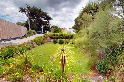 Photo of property in 14 Kent Avenue, Waitarere Beach, Levin, 5510