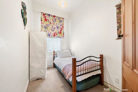 Photo of property in 11 Dee Street, Island Bay, Wellington, 6023