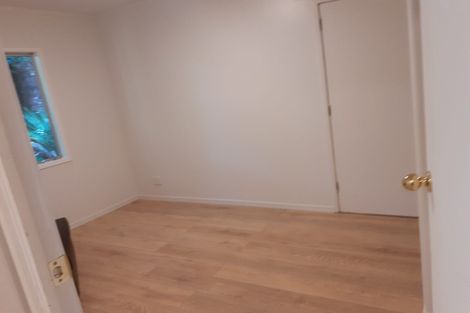 Photo of property in 17 Tawini Road, Titirangi, Auckland, 0604