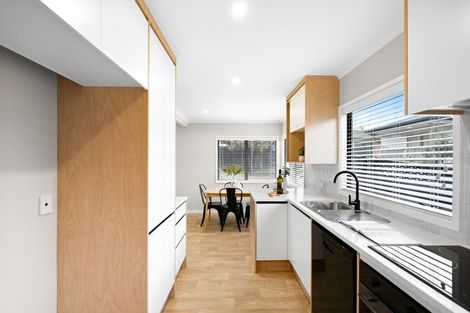 Photo of property in 17 Caulfield Place, Nawton, Hamilton, 3200