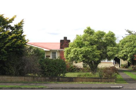 Photo of property in 5 Flanshaw Road, Te Atatu South, Auckland, 0610