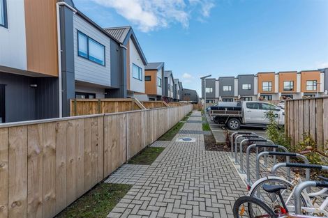 Photo of property in 32/36 Westgate Drive, Westgate, Auckland, 0614