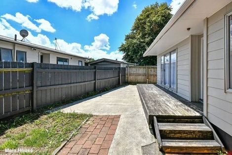 Photo of property in 426 Roscommon Road, Clendon Park, Auckland, 2103