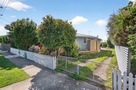 Photo of property in 35 Lincoln Road, Carterton, 5713