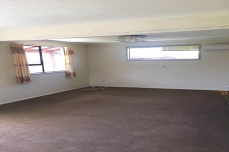 Photo of property in 29 Momorangi Crescent, Redwood, Christchurch, 8051