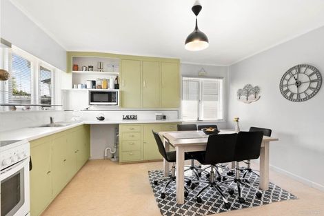 Photo of property in 1/160 Porchester Road, Papakura, 2110