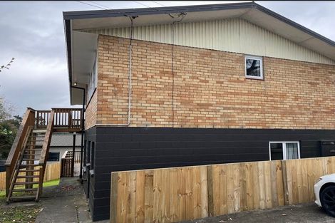 Photo of property in 1/75 Tramway Road, Beach Haven, Auckland, 0626