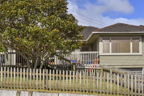 Photo of property in 1/8 Alexander Avenue, Torbay, Auckland, 0630