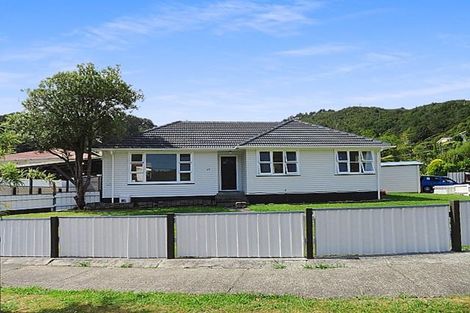 Photo of property in 49 Horoeka Street, Stokes Valley, Lower Hutt, 5019
