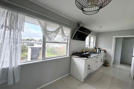 Photo of property in 16 Vickerman Street, Otara, Auckland, 2023