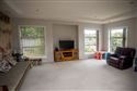 Photo of property in 12 Kaweka Close, Aotea, Porirua, 5024