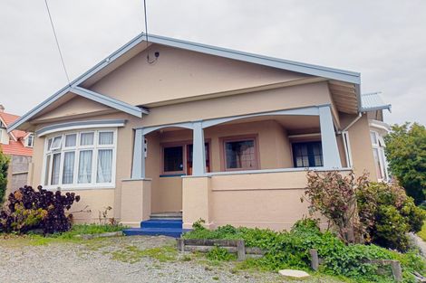 Photo of property in 74 Wharfe Street, South Hill, Oamaru, 9400
