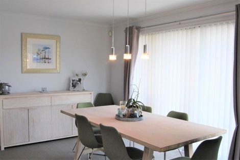 Photo of property in 45 Kowi Lakes Drive, One Tree Point, 0118