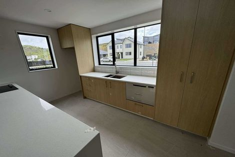 Photo of property in 38 Turtleback Avenue, Whitby, 5024