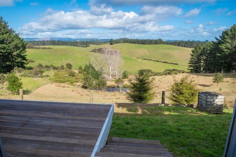Photo of property in 59 Spicer Road, Cable Bay, 0420