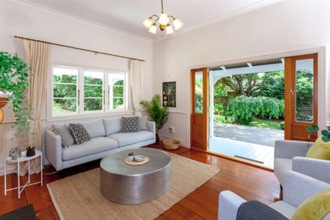 Photo of property in 284 Main Sh25 Road, Tairua, 3508