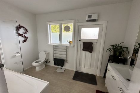 Photo of property in 52 Bristol Street, St Albans, Christchurch, 8014