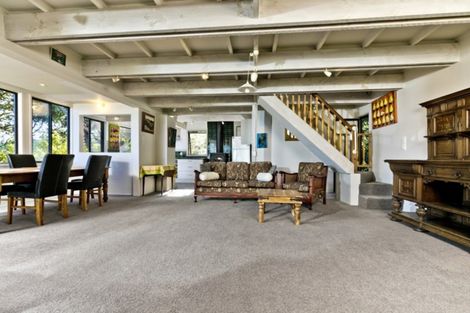 Photo of property in 107 Domain Crescent, Muriwai, 0881