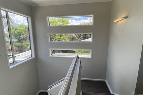 Photo of property in 6 Barnhill Crescent, Pahurehure, Papakura, 2113