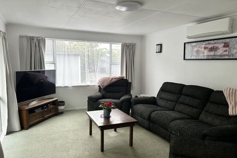 Photo of property in 41 Kimberley Grove, Westbrook, Palmerston North, 4412