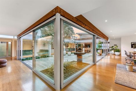Photo of property in 58 Seacliffe Avenue, Belmont, Auckland, 0622