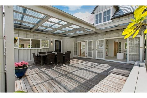 Photo of property in 59 Chatham Avenue, Paremoremo, Auckland, 0632