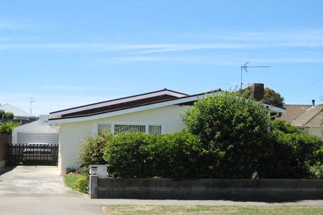 Photo of property in 225 Pine Avenue, South New Brighton, Christchurch, 8062