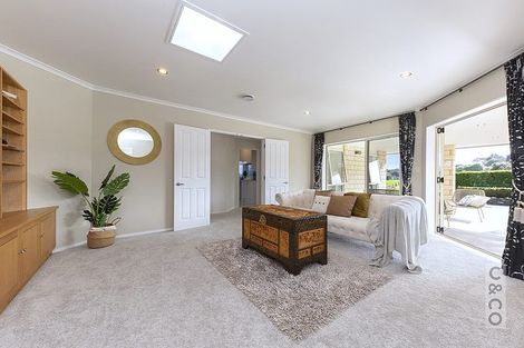 Photo of property in 289 Old North Road, Kumeu, 0892