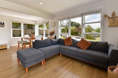 Photo of property in 22 Downer Street, Helensville, 0800