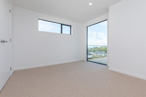 Photo of property in 9 Kumukumu Road, Long Bay, Auckland, 0630