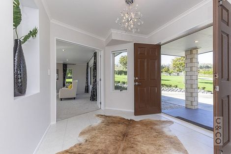 Photo of property in 289 Old North Road, Kumeu, 0892