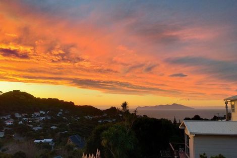 Photo of property in 63 Sea Vista Drive, Pukerua Bay, 5026