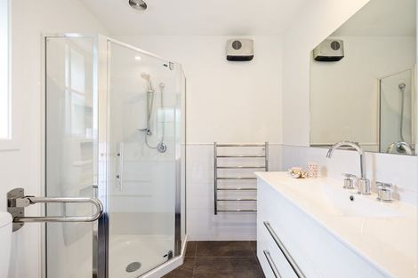 Photo of property in 2 Mallard Place, Woolston, Christchurch, 8023