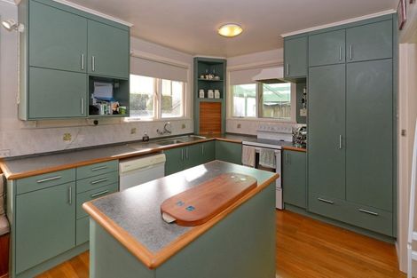 Photo of property in 10 Hampton Place, St Andrews, Hamilton, 3200