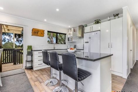 Photo of property in 2/187 Carnoustie Drive, Wattle Downs, Auckland, 2103