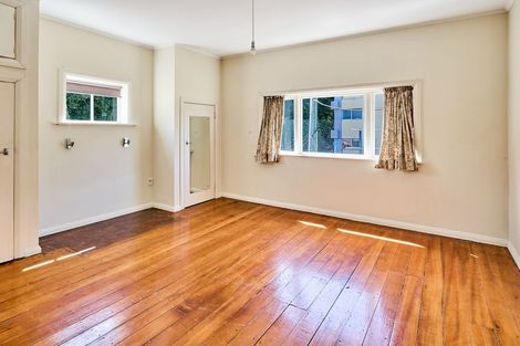 Photo of property in 81 Hill Street, Thorndon, Wellington, 6011